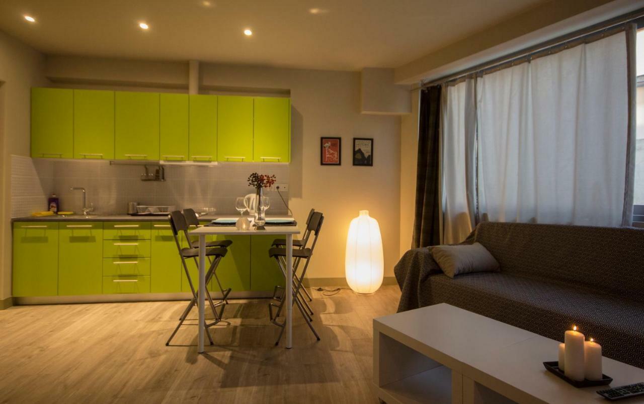 Athens Suites Αθήνα